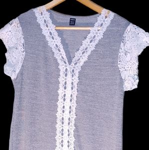SHEIN Gray Lace Women's XL Tee